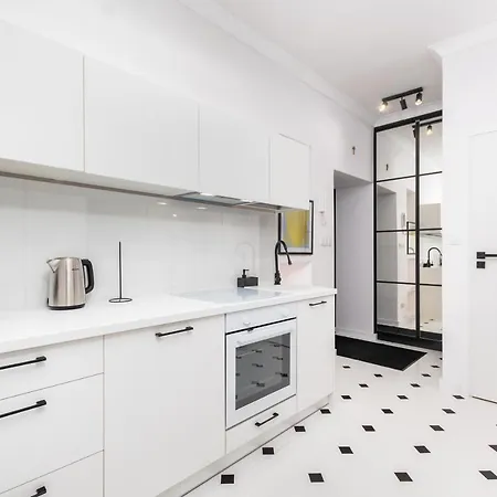 Warynskiego By Your Freedom Apartment *