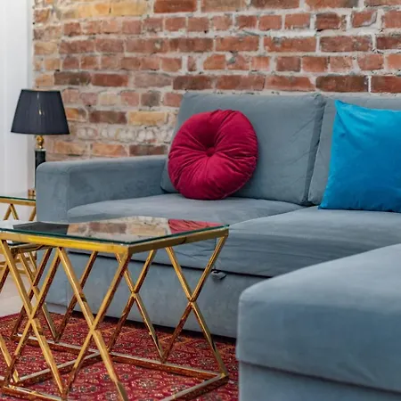 Warynskiego By Your Freedom * Warschau